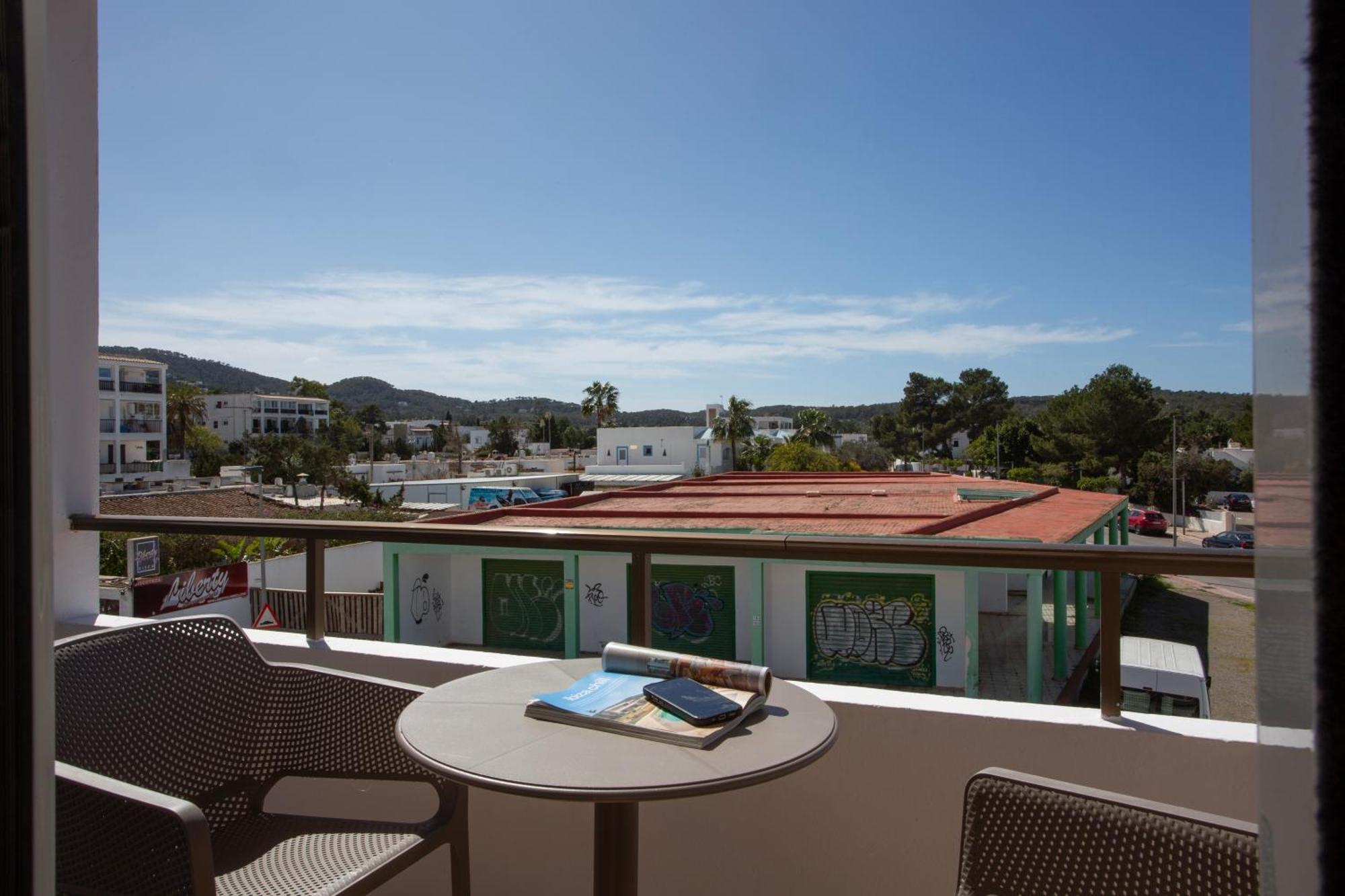 Hotel Casual Bahia Ibiza Sant Antoni de Portmany Exterior foto