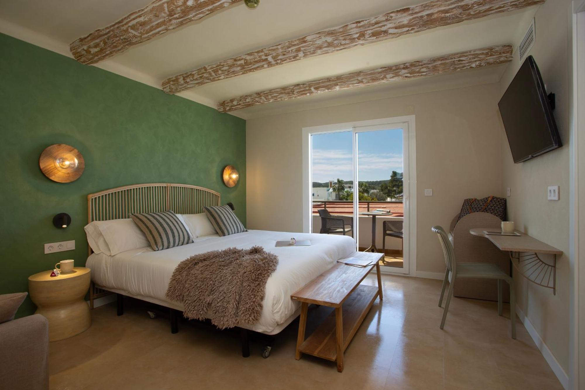 Hotel Casual Bahia Ibiza Sant Antoni de Portmany Exterior foto