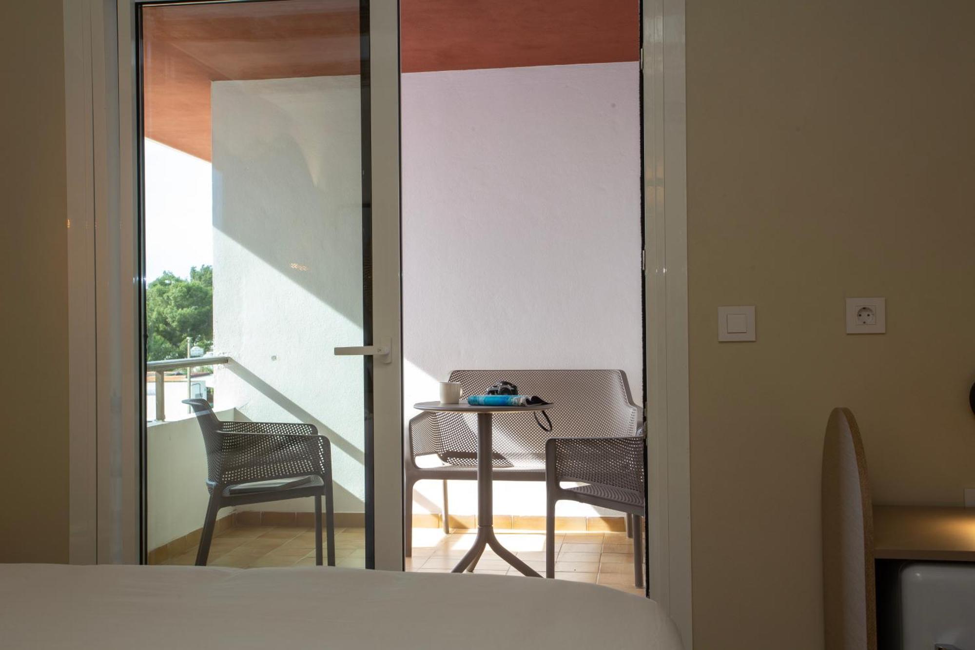 Hotel Casual Bahia Ibiza Sant Antoni de Portmany Exterior foto