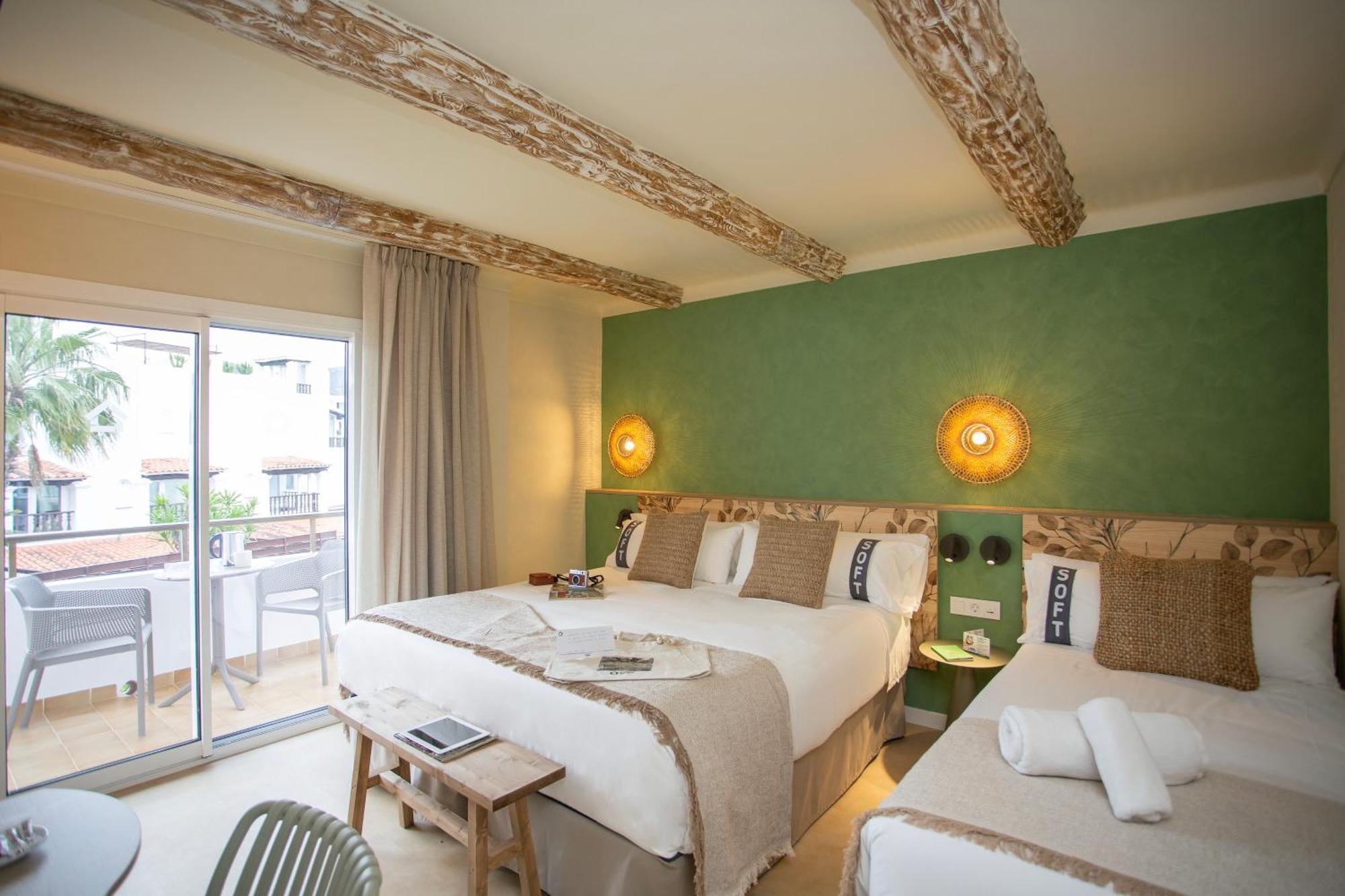 Hotel Casual Bahia Ibiza Sant Antoni de Portmany Exterior foto